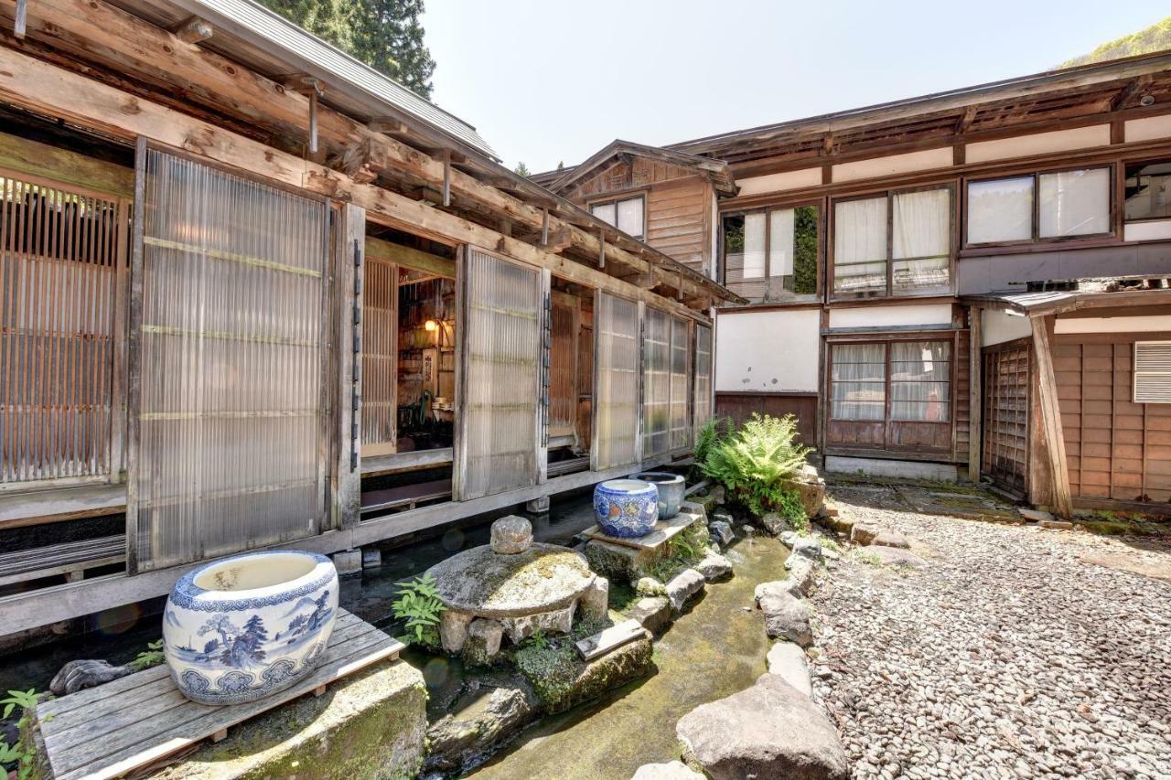 Hotel Nishiya Yonezawa Exterior foto